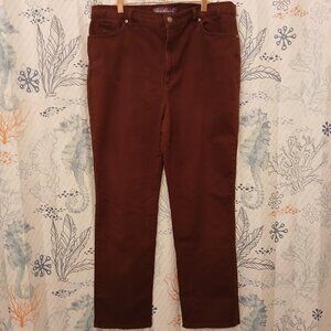 Gloria Vanderbilt Women’s Amanda Tapered Jeans in Huckleberry Color SIZE 18